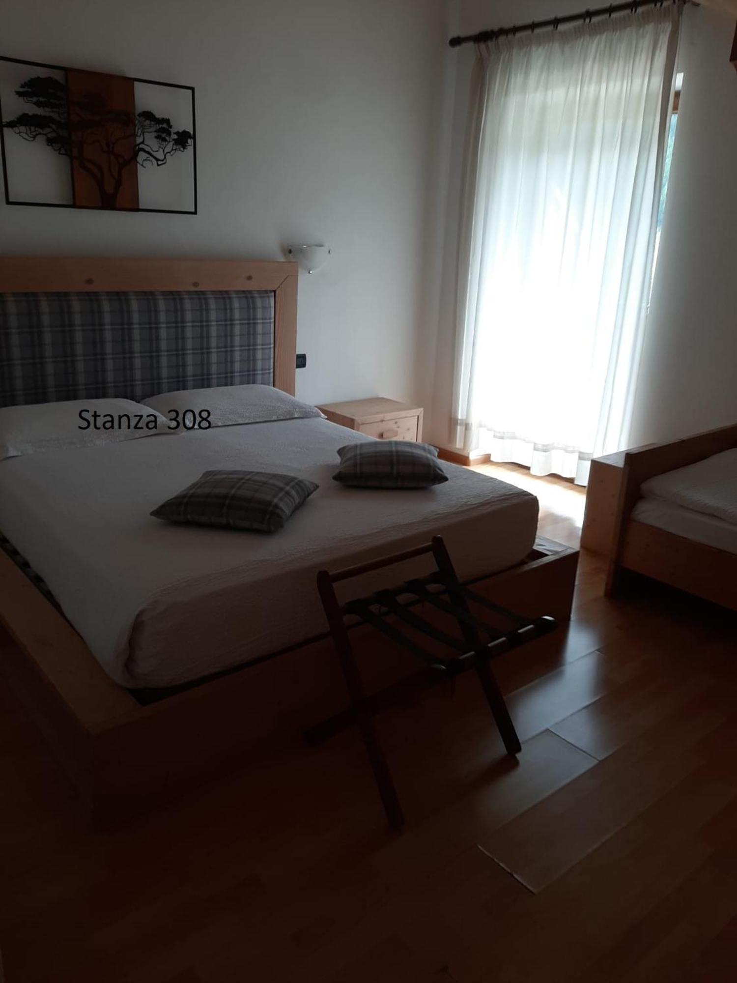 Hotel Pizboe Mazzin Exteriér fotografie