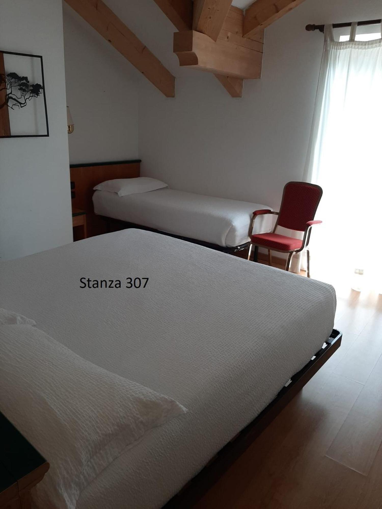 Hotel Pizboe Mazzin Exteriér fotografie