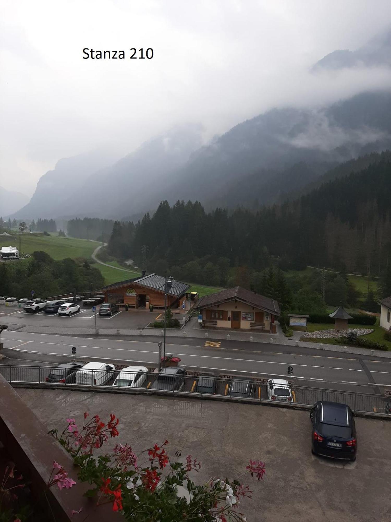 Hotel Pizboe Mazzin Exteriér fotografie